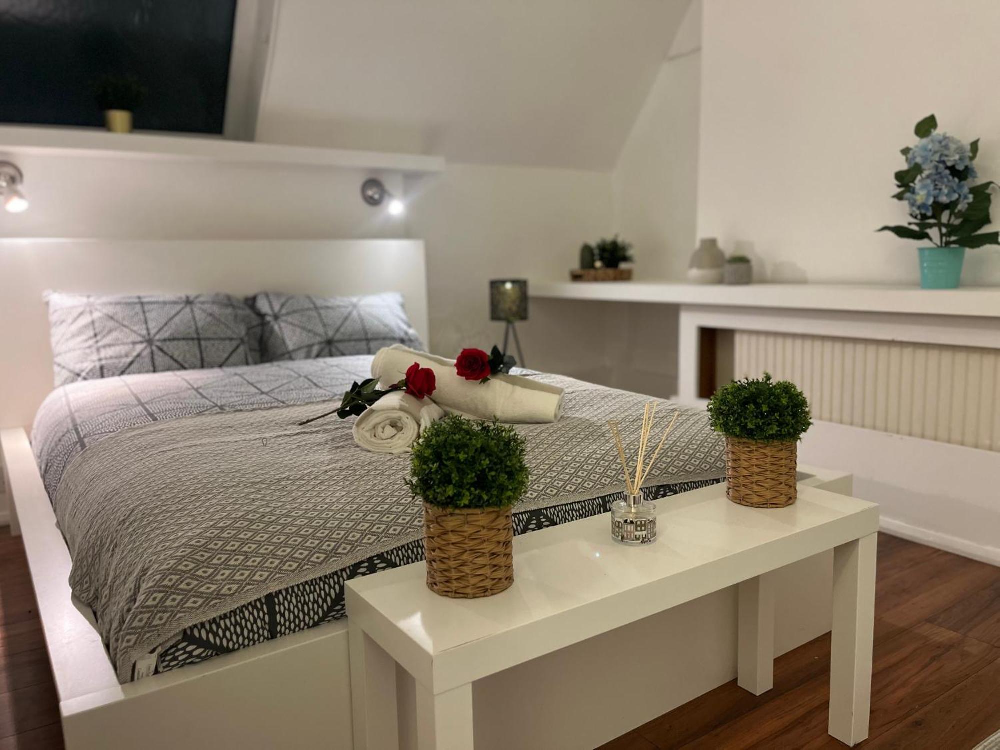 Апартаменты Modern Cosy Studio In Barbican - Green - F2 Лондон Экстерьер фото