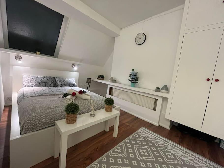 Апартаменты Modern Cosy Studio In Barbican - Green - F2 Лондон Экстерьер фото