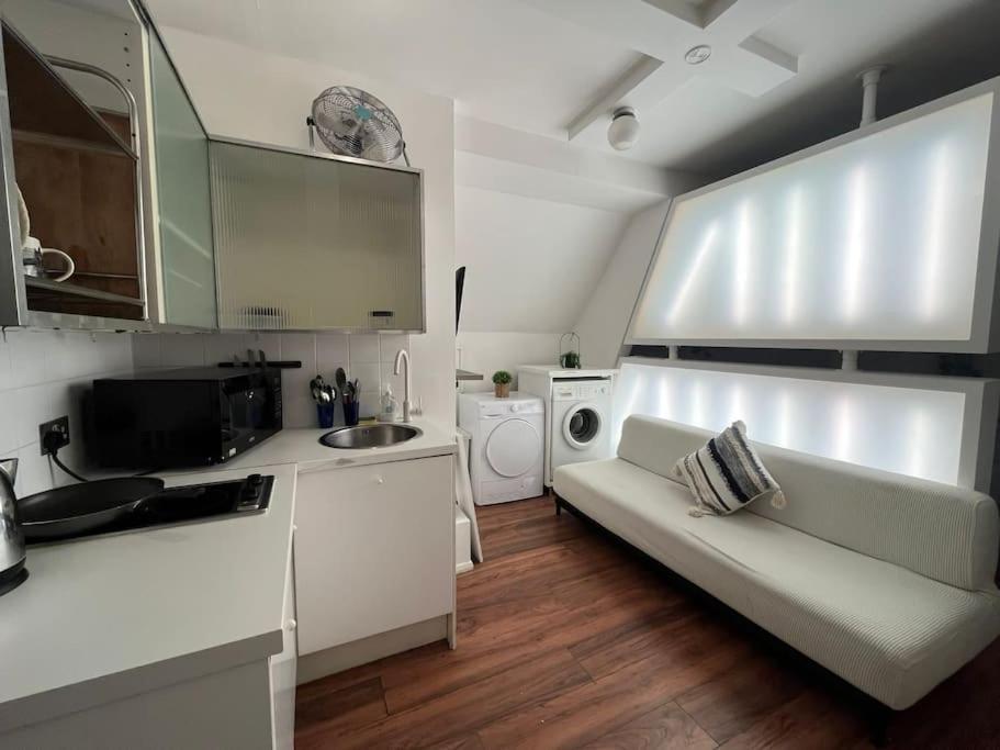 Апартаменты Modern Cosy Studio In Barbican - Green - F2 Лондон Экстерьер фото